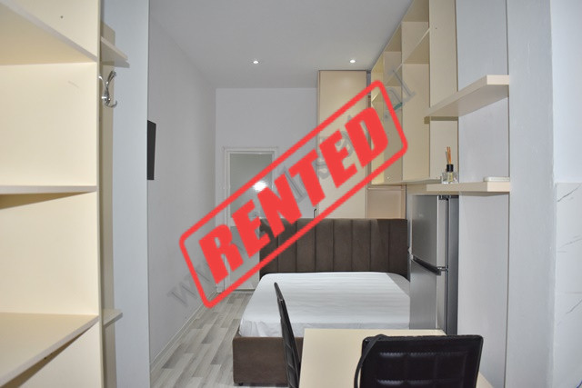 Studio apartment for rent in Myrteza Topi in Tirana.&nbsp;
The studio it is positioned on the groun
